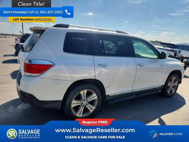 Used 2012 Toyota Highlander Limited w/ Tow Pkg AWD/4WD image 4