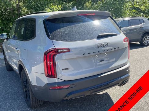 Used 2022 Kia Telluride EX w/ EX Premium Package AWD/4WD image 4