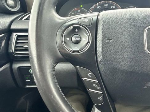Used 2015 Honda Accord EX-L image 32