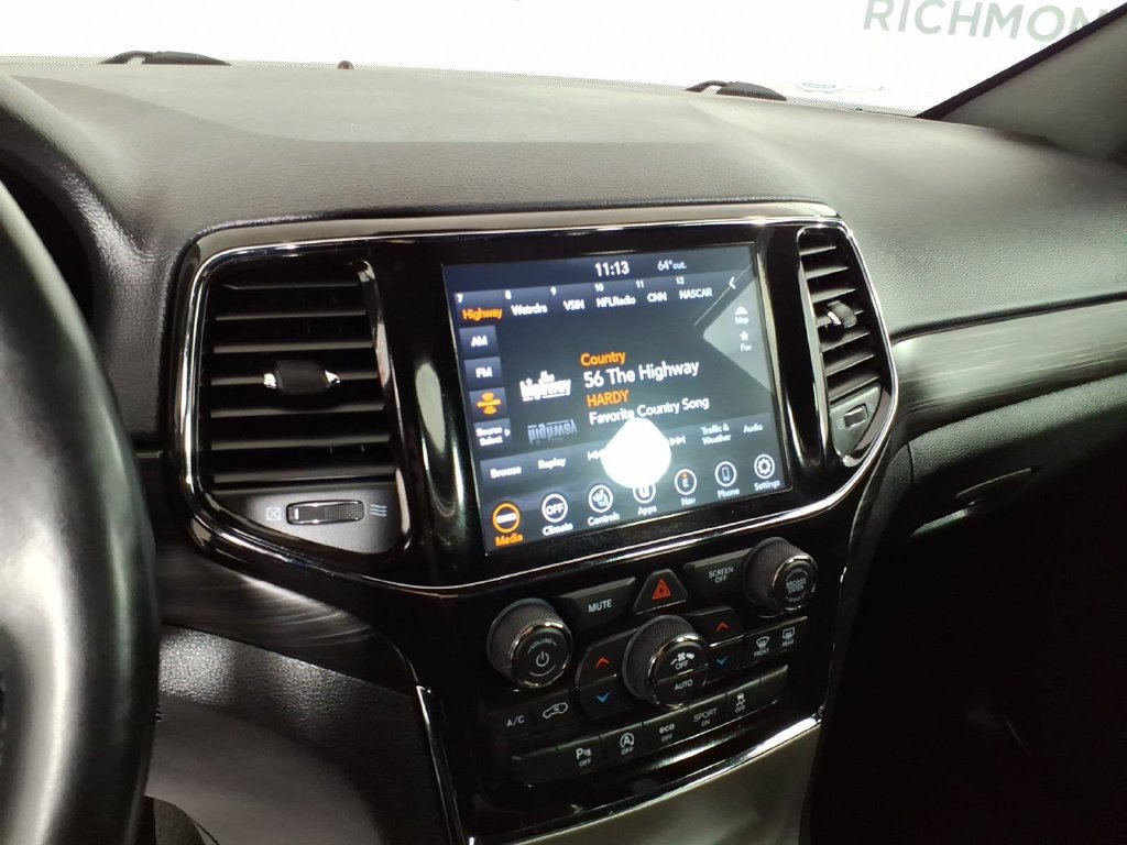 Used 2022 Jeep Grand Cherokee Laredo X AWD/4WD image 20