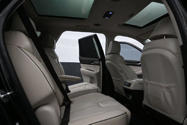 Used 2020 Hyundai Palisade Limited FWD image 16
