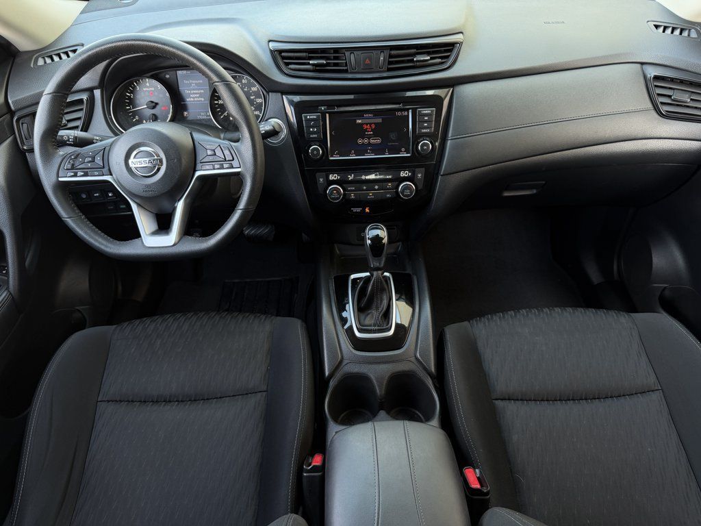 Used 2019 Nissan Rogue SV FWD image 15