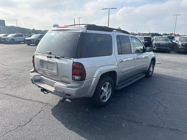 Used 2005 Chevrolet TrailBlazer LT w/ LT Package 1 AWD/4WD image 3