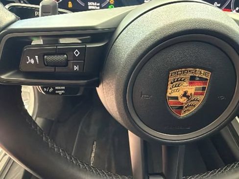 Used 2024 Porsche 911 Carrera RWD image 19