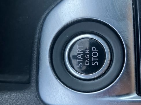 Used 2021 Nissan Sentra SV FWD image 22