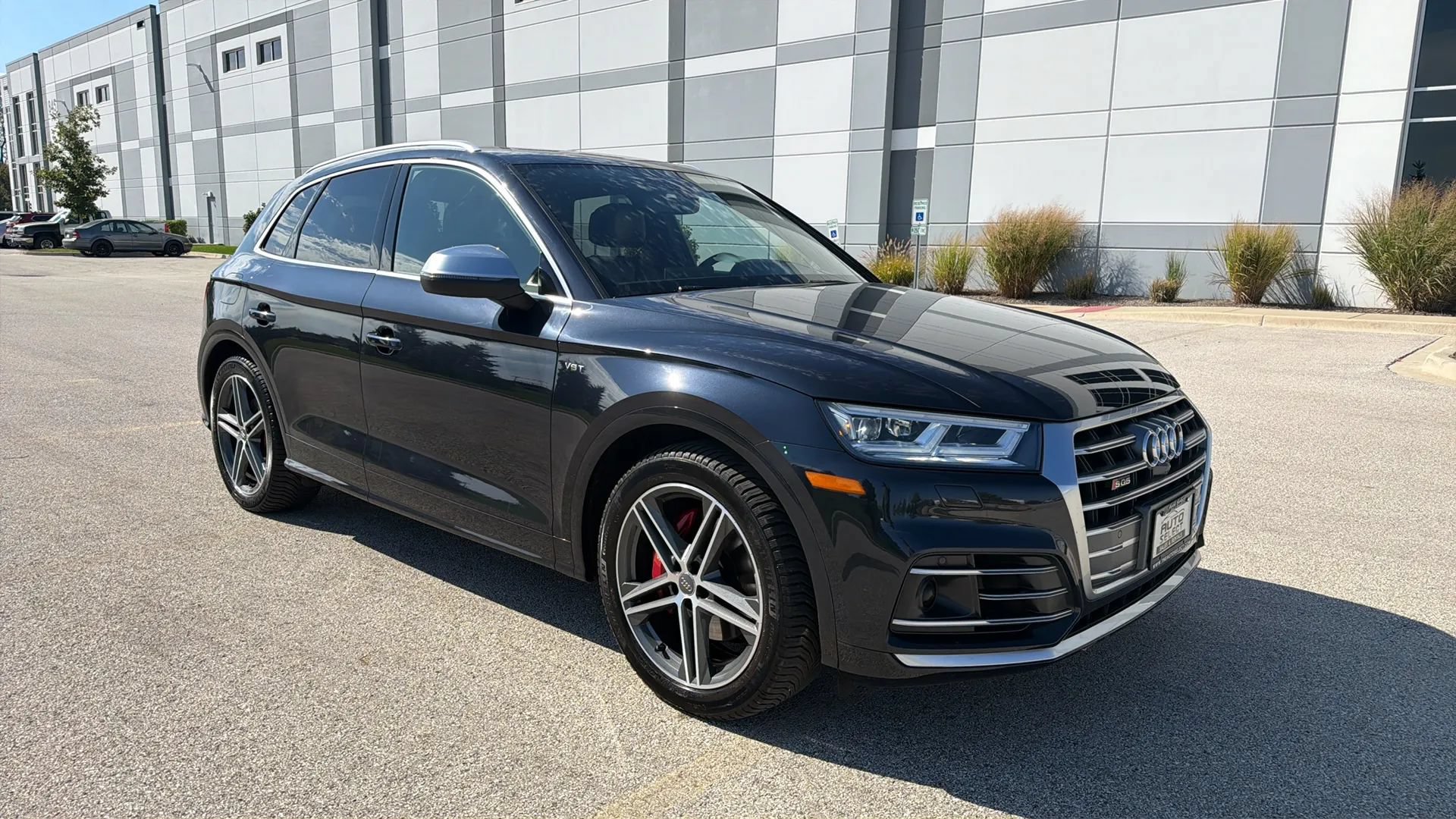 Used 2018 Audi SQ5 Prestige AWD/4WD image 3