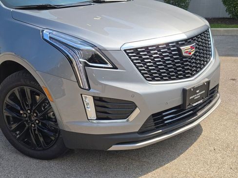 New 2025 Cadillac XT5 Premium Luxury image 2