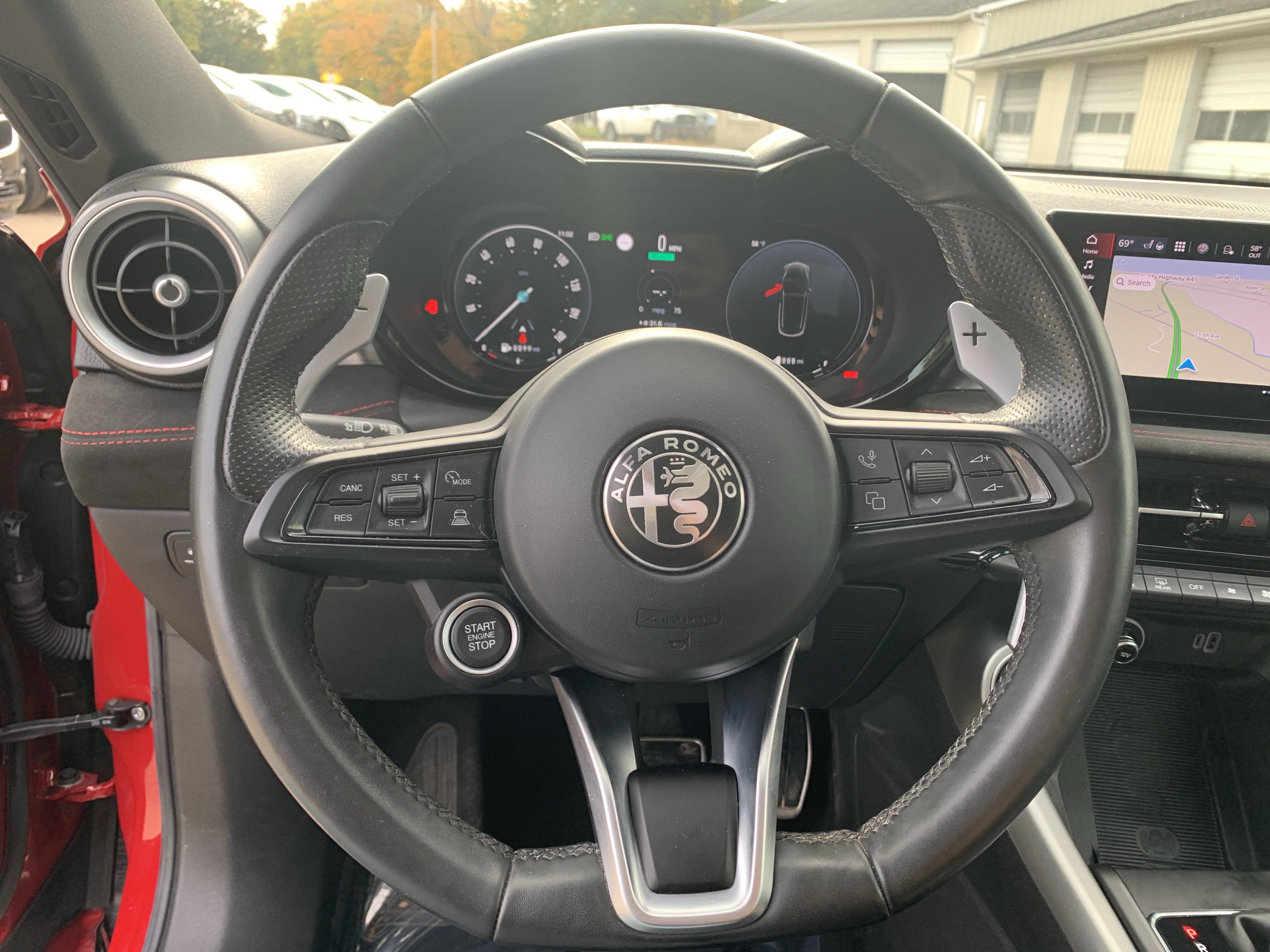 Used 2024 Alfa Romeo Tonale Veloce AWD/4WD image 25