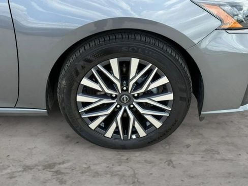 Used 2026 Nissan Altima 2.5 SV FWD image 38