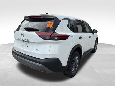 Used 2023 Nissan Rogue S image 13