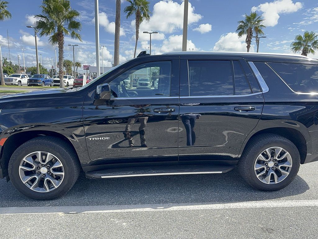 Used 2023 Chevrolet Tahoe LT RWD image 3
