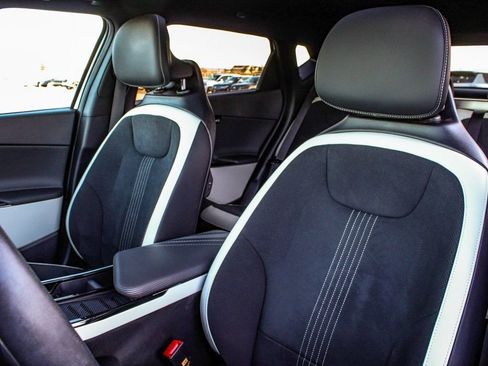 Used 2024 Kia EV6 GT-Line image 33