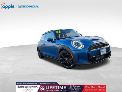 Used 2023 MINI Cooper S image 3