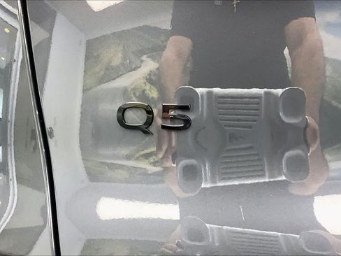 Certified 2025 Audi Q5 Premium w/ Convenience Package AWD/4WD image 33