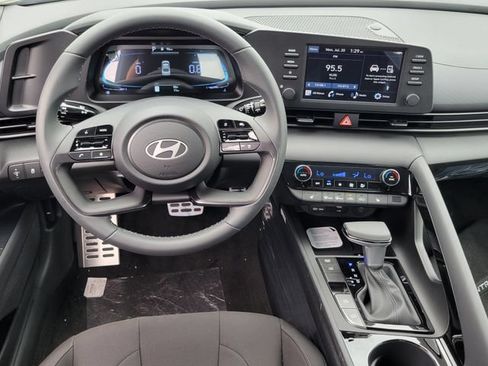 New 2026 Hyundai Elantra SEL Sport FWD image 6