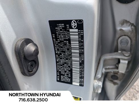 Used 2020 Toyota Corolla LE FWD image 33