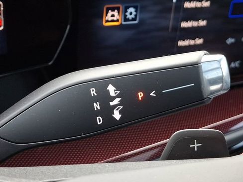 Used 2025 Chevrolet Traverse RS w/ LPO, Floor Liner Package image 21