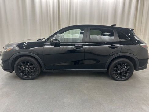 Used 2023 Honda HR-V Sport image 3