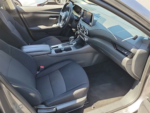 Used 2023 Nissan Sentra SV image 14