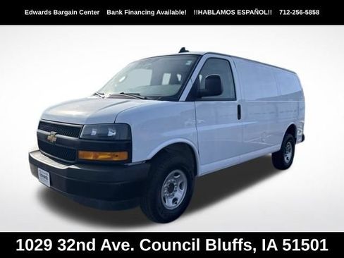 Used 2024 Chevrolet Express 2500 w/ Driver Convenience Package RWD image 3