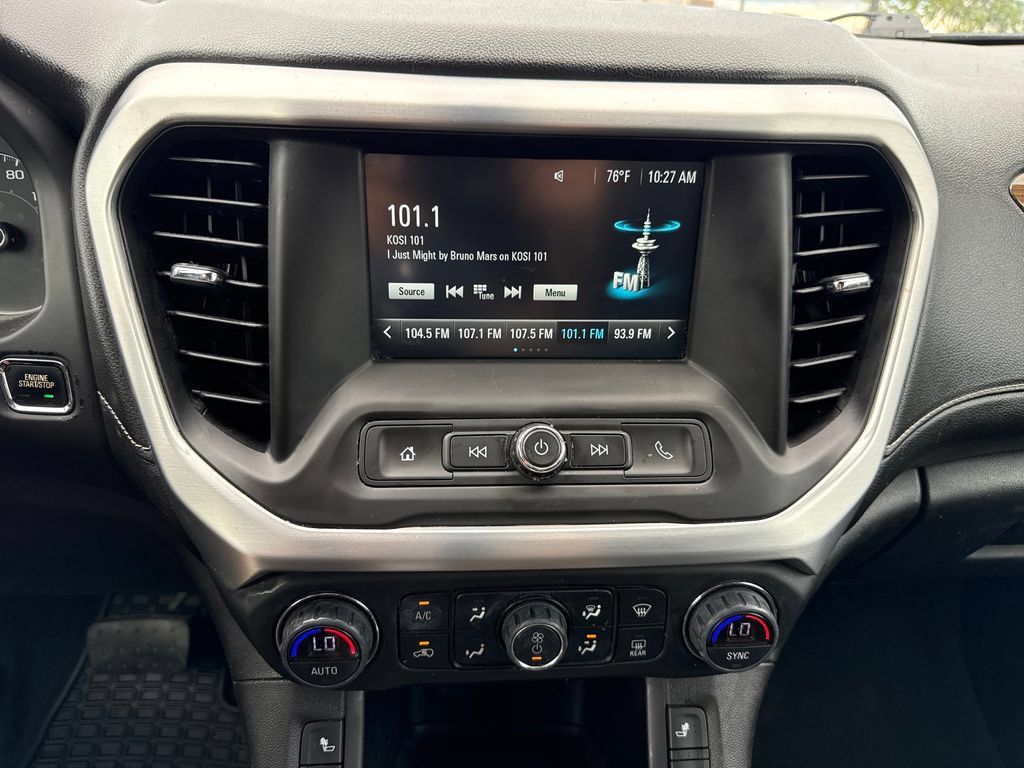 Used 2018 GMC Acadia SLE AWD/4WD image 16