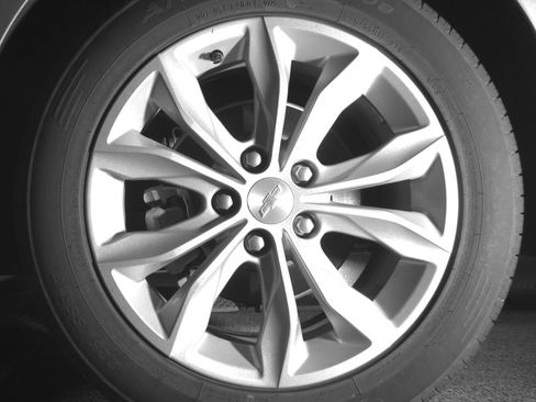 Used 2025 Chevrolet Malibu LT FWD image 27