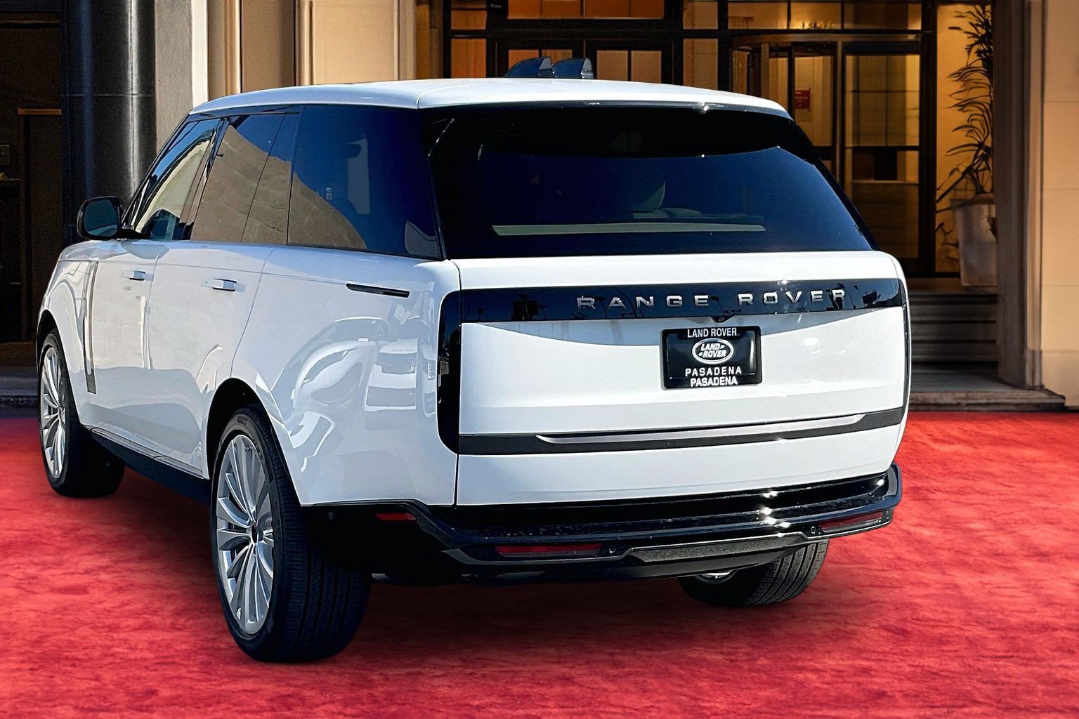 New 2026 Land Rover Range Rover SE AWD/4WD image 4