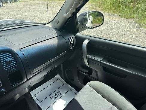 Used 2014 Chevrolet Silverado 2500 LT AWD/4WD image 29