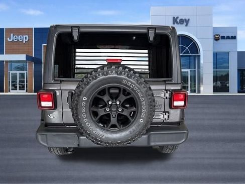 Used 2021 Jeep Wrangler Unlimited Sport AWD/4WD image 5