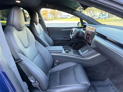 Used 2022 Tesla Model X Plaid image 42