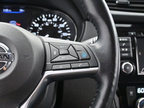 Used 2020 Nissan Rogue Sport SV w/ Technology Package FWD image 17