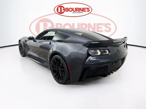 Used 2017 Chevrolet Corvette Z06 RWD image 10