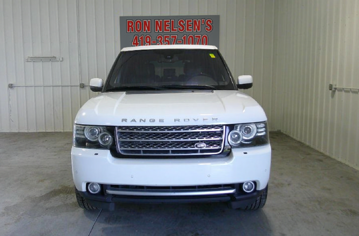 Used 2012 Land Rover Range Rover Supercharged AWD/4WD image 3