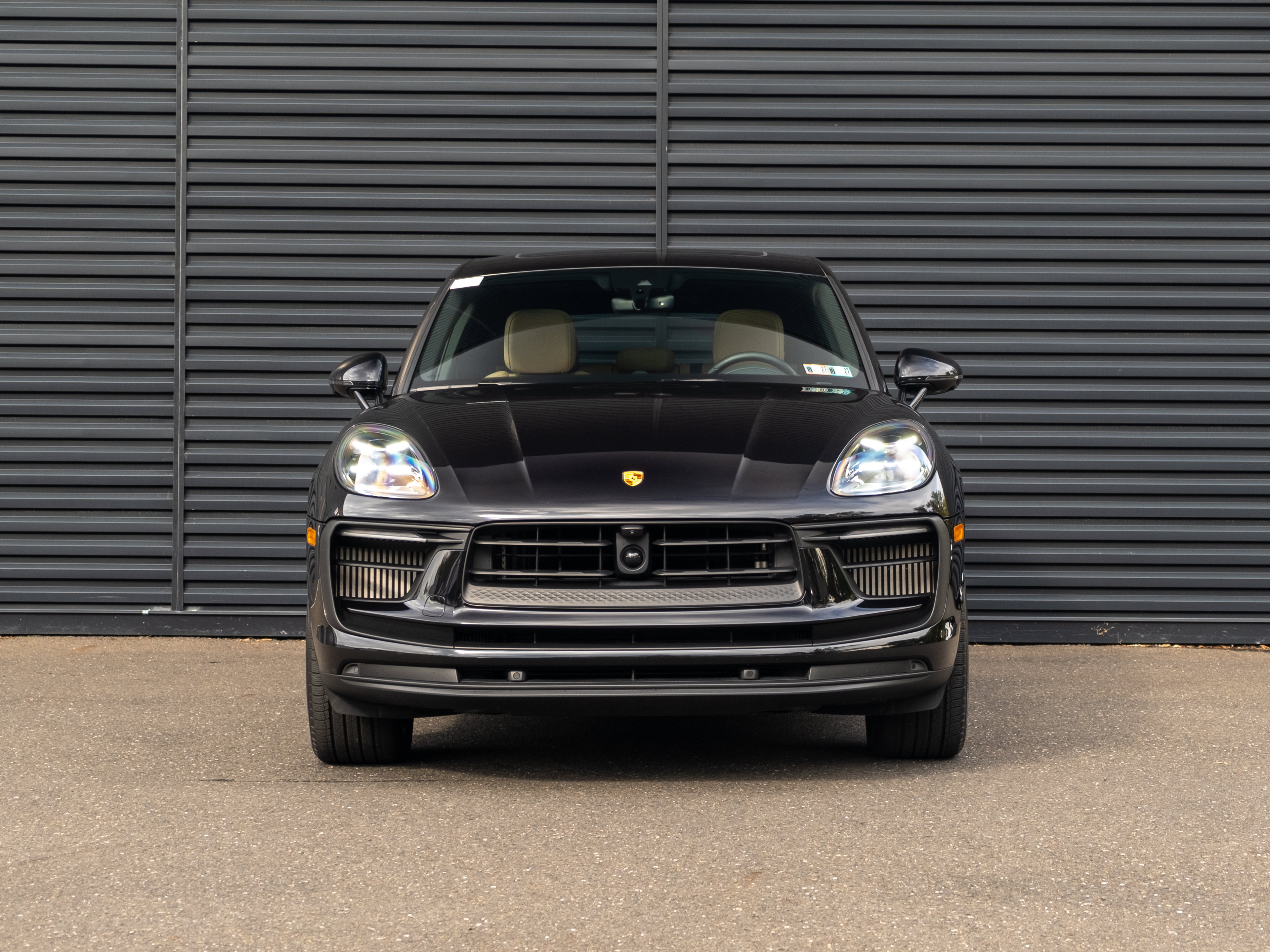 Certified 2023 Porsche Macan S AWD/4WD image 11