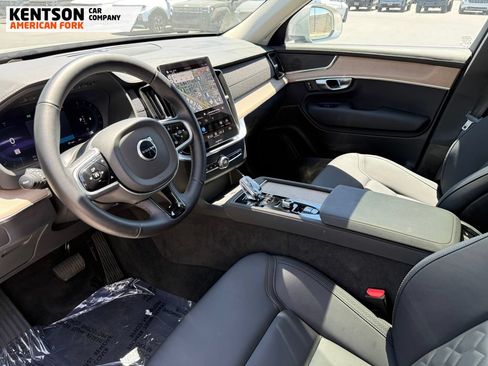 Used 2025 Volvo XC90 B6 Plus AWD/4WD image 28