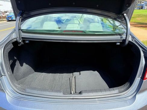 Used 2019 Hyundai Elantra SE image 17