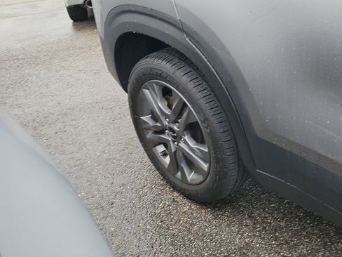 Used 2023 Kia Seltos LX image 12