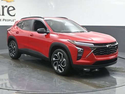 New 2026 Chevrolet Trax RS w/ Driver Confidence Package FWD image 6