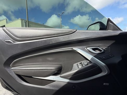 Used 2019 Chevrolet Camaro SS RWD image 20