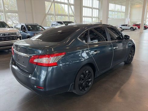 Used 2015 Nissan Sentra SV w/ Navigation Package image 6