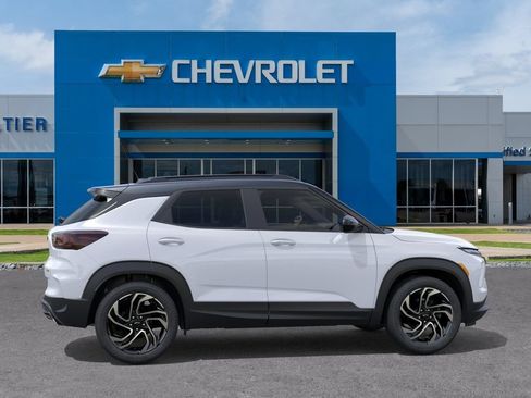 New 2026 Chevrolet TrailBlazer RS w/ Convenience Package FWD image 5