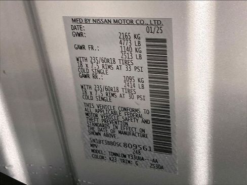 Used 2025 Nissan Rogue SV AWD/4WD image 35