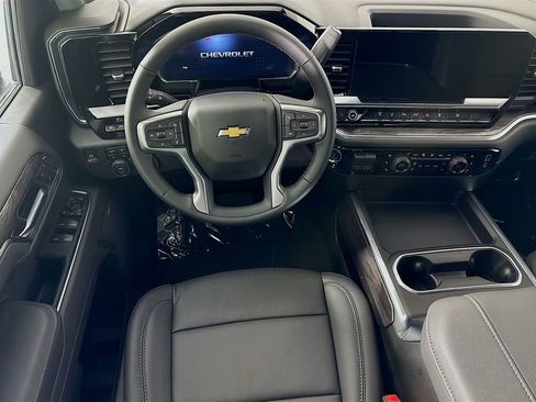 New 2026 Chevrolet Silverado 3500 LTZ w/ LTZ Premium Package image 23