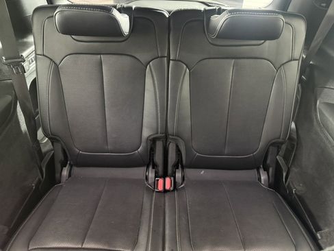 Used 2021 Jeep Grand Cherokee L Overland w/ Luxury Tech Group IV image 18