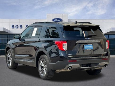 Used 2023 Ford Explorer XLT w/ Equipment Group 202A AWD/4WD image 38