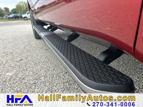 Used 2016 Nissan Titan SL AWD/4WD image 11