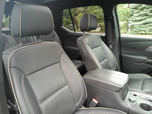 Certified 2022 Chevrolet Traverse Premier AWD/4WD image 18