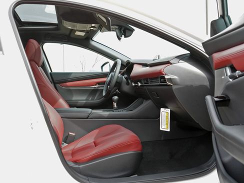 New 2026 MAZDA MAZDA3 2.5 S Premium image 29