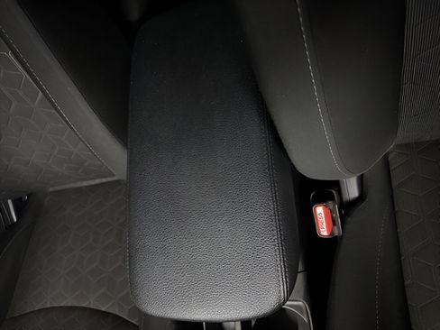 Used 2021 Mitsubishi Outlander Sport ES AWD/4WD image 16