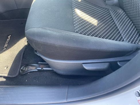 Used 2020 Nissan Versa S image 11